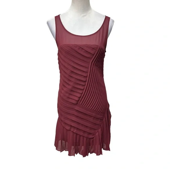 LC Lauren Conrad Burgundy Sleeveless Pleated Dress / Size: 8 / Item# 1-16442 LC Lauren Conrad Burgundy Sleeveless Pleated Dress / Size: 8 / Item# 1-16442